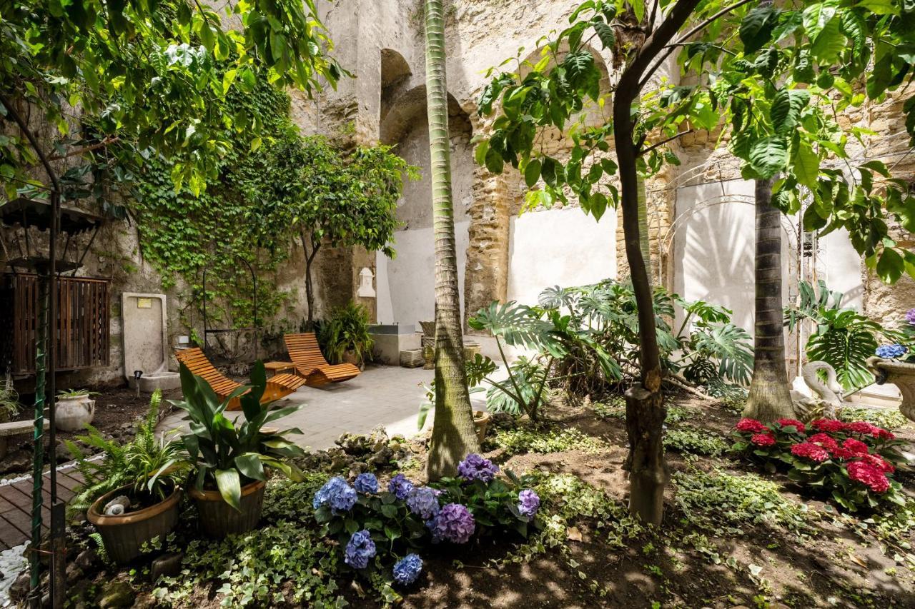 Artemisia Domus - Giardino Hotel เนเปิลส์ ภายนอก รูปภาพ