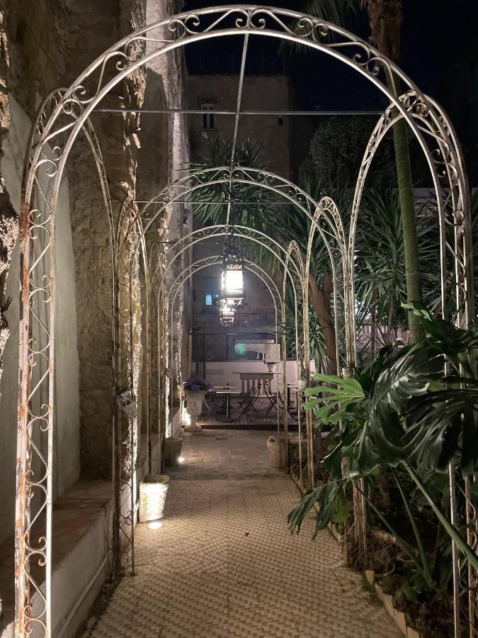 Artemisia Domus - Giardino Hotel เนเปิลส์ ภายนอก รูปภาพ